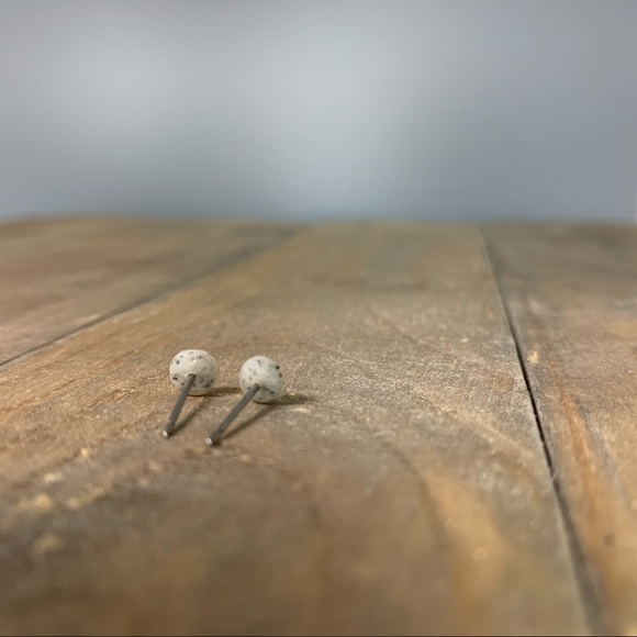 Artist Made Swarovski Crystal Studs - Picture 3 of 6